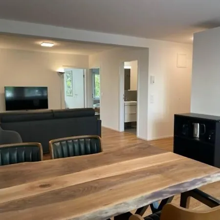 Apartment Sunny And Very 2br Flat - Sky8