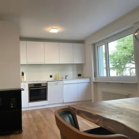 Sunny And Very 2br Flat - Sky8 *